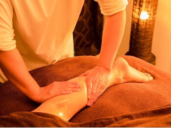 ヌアラ(Nuala)/アロマオイルマッサージ