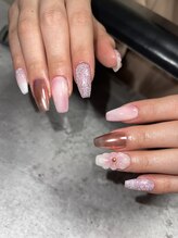 ディバネイル(Diva_nail.$)/人気フラッシュ&フラワーネイル