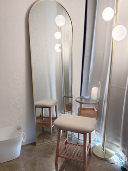 フルノーティス 表参道原宿店(fl Notis)/写真が撮りたくなる店内