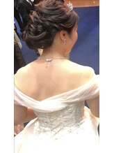 ヘアスタジオ カルージュ/ローブデコルテの花嫁様