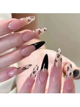 ユリネイル(YuRii Nail)/