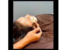 フェザー(Feather)の雰囲気（大人気！むくみ、シワ、乾燥、毛穴、ニキビ等に効果的ピーリング）