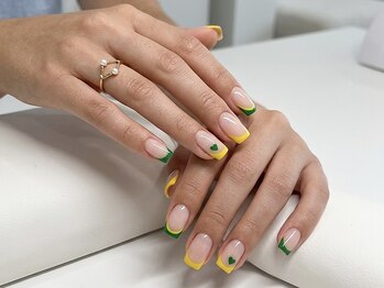 ネイルソファ イコマ(NAIL SOFA 生駒)/