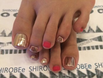 トータルサロン 白べぇーっ プラス/フット★ミラーネイル