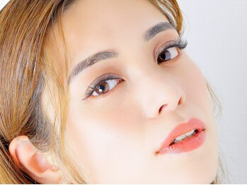 プレシア(Presia)/眉毛WAX+マツエク/30代40代50代