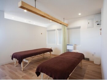 ラクッテ 西福原店(Rakutte)/ペアで施術を受けられるスペース