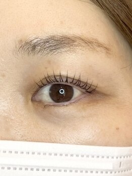 ダーム ド ローズ(Dame de rose)/【まぶたが上がるまつ毛パーマ】