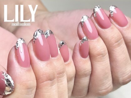 リリー(LILY)の写真