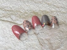 エストリブレ(estLivre)/レオパード逆フレンチ