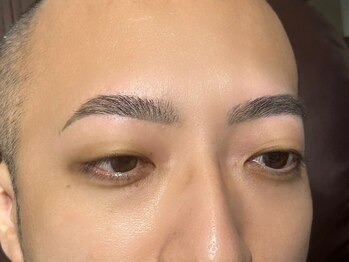 エムズアイブロウ 大阪京橋店(M’sアイブロウ)/メンズハリウッドブロウリフト