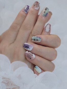 IMI NAIL STUDIOの写真/繊細デザイン～トレンドアートまで♪納得の高技術と種類豊富なデザインが自慢！持込アートOK！