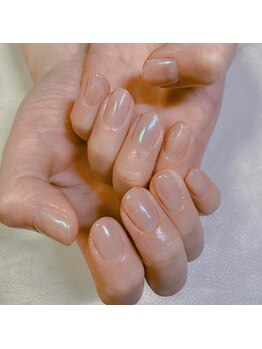 キアラネイルサロン/ミラー