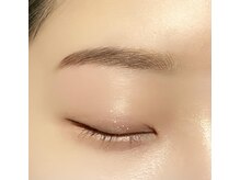 ビューステージ アイブロウサロン 吉祥寺/平行デザイン