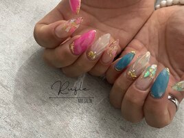 人魚の鱗ネイル