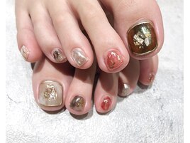 ブラウンフットネイル