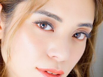 プレシア(Presia)/眉毛WAX+マツエク/30代40代50代