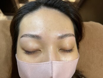 グランウィーユ バイ ロンド 銀座(Grand oeil by Lond)/ハリウッドブロウリフト