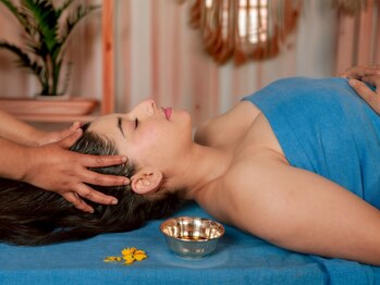 ラヴェーダ 北堀江(L'VEDA)の写真/《本物志向の贅沢》呼吸とリズムを重視した繊細な手技。原因不明の重だるさや心の疲れも優しく解きほぐす