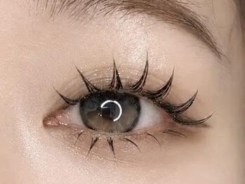 アンドアイディール 町田店(&Eyedeal.)の写真/【学割15～24才★まつげパーマ2,800円】学割なのに内容凄い!当店1番人気のWケラチン×Wカール×束感仕上げ!
