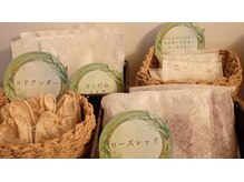 プラナ ハーバルデトックス(Prana HerbalDetox)の雰囲気（ハーブ各種）