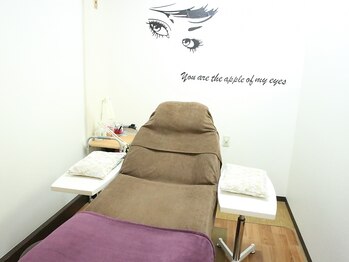 サロンドココ(Salon de Coco)/まつエク&ネイル同時施術ルーム