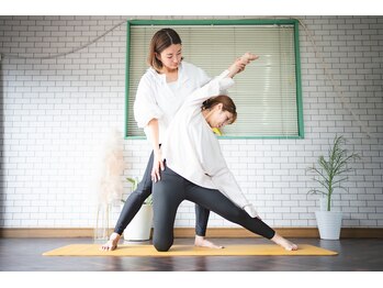 アリュール(ALLURE)/ヨガレッスン