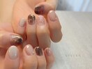 ニュアンス ブラウン