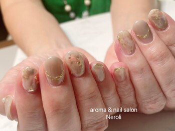 ネロリ(Neroli)の写真/＜おすすめ定額ネイル・サンプルコース¥6500～＞オフィスでも馴染むシンプルデザインで指先までオシャレに!