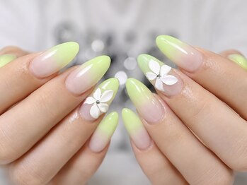 カカネイルズ(Kaka nails)の写真/モチの良さに感動♪丁寧なケアとフォルムに自信あり◎高品質ジェル専門なのでフェルインや長さだしも安心♪