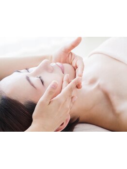 ホウレイ線・たるみ改善！予防ケア