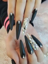 ローラネイル(Roller nail)/スカルプストーン乗せ放題¥16500