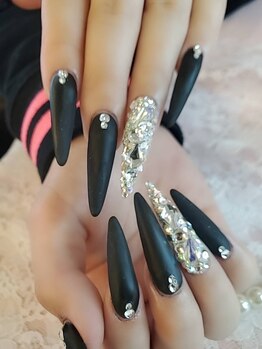 ローラネイル(Roller nail)/スカルプストーン乗せ放題¥16500