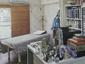 南石鍼灸治療院の写真/落ち着いた個室の空間で人目を気にせずマンツーマンで施術が受けられます◎男女関係なく大歓迎です♪