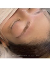 エフ(e/f)/ハリウッドブロウリフト