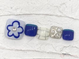 個性派手描きフラワー¥11000