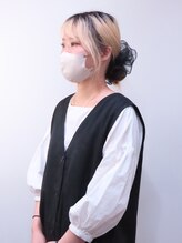 ホワイト(WHITE) AIRI 