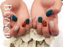 ブランシュ(BLANCHE)/べっ甲ネイル