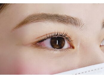 スタジオ スキンプロ(STUDIO SKINPRO)の写真/各専門スタッフが施術【ラッシュリフトカール上¥3300~まつげトリ-トメント付】パラ・バイオ・カルをご用意