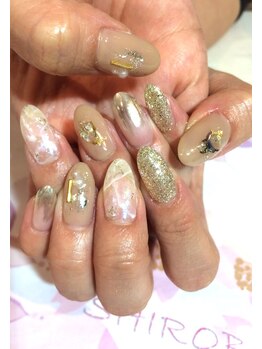 トータルサロン 白べぇーっ プラス/スタッフネイル☆