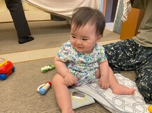 子育てママの整体サロン/施術中のお子様の様子