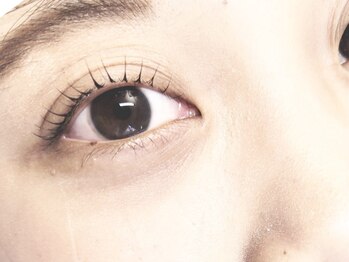 メルク(MELK)/◎目の形に合うパッチリデザイン