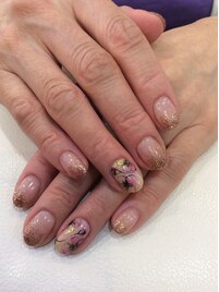 フラワーネイル