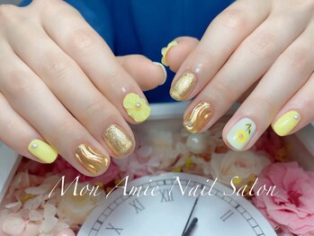 モン アミ(MON AMIE)/持ち込みひまわりネイル