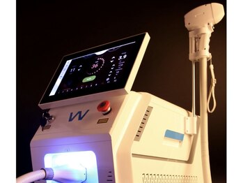 ラウレアココ(Laule'a Coko)/最新式LEDビーム脱毛マシン！