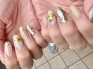花柄×ゴールドミラーネイル