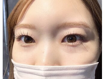 ニーチェ アイ(niche eye)/上下ラッシュリフト