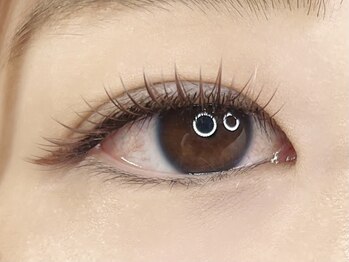 エメル(Emer)/《ブラウンカラー》