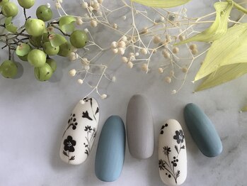 コルジャ(CORUJA)/スモークマット大人フラワー