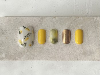 カラ ネイル 中津店(calla nail)/ミモザ柄のフットネイル*