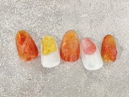 ぷっくりニュアンスネイル¥9000
